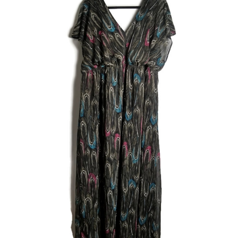 Lane Bryant Double Vneck Feather Print Maxi Dress - Picture 3 of 5